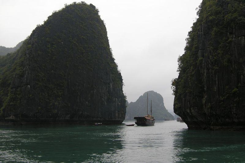 Ha Long Bay karsts — Vietnam, Vietnam